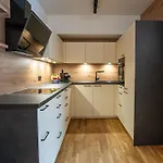 Larix Daire