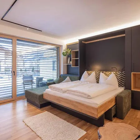 Larix Apartamento *